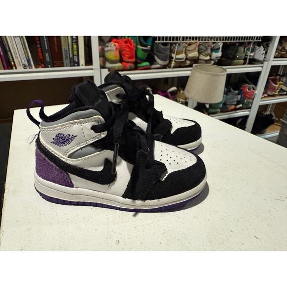 Nike Air Jordan 1 Mid Toddler Varsity Purple Size 7C - BQ6933-105 - Picture 1 of 8